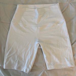 White Lululemon Align Shorts 8” Size 6